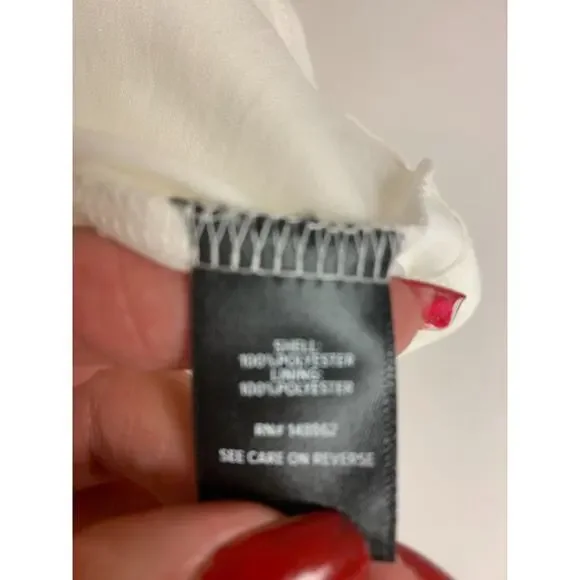 Torrid Top Iridescent Sequins Glam Bling Holiday Special Event Womens SZ 4(26) - Picture 5 of 8